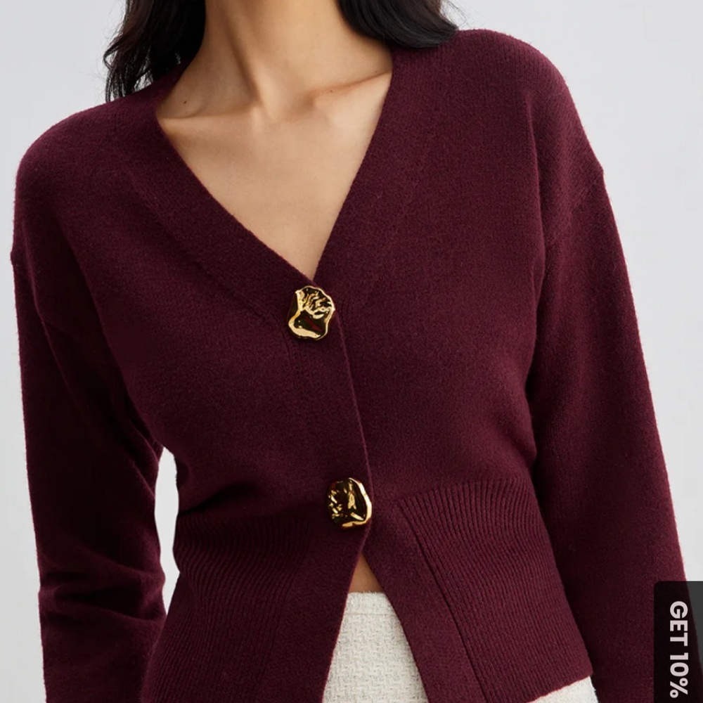Elegant Burgundy Cardigan Sweater